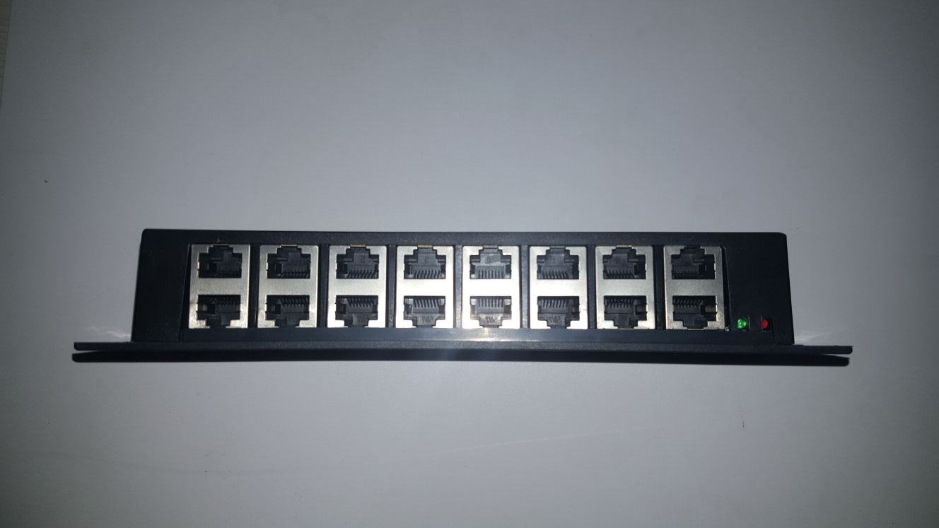 PANEL-8PORT-GB-POE 8 PORT GBIT POE PANEL INJECTOR - WALL MOUNT